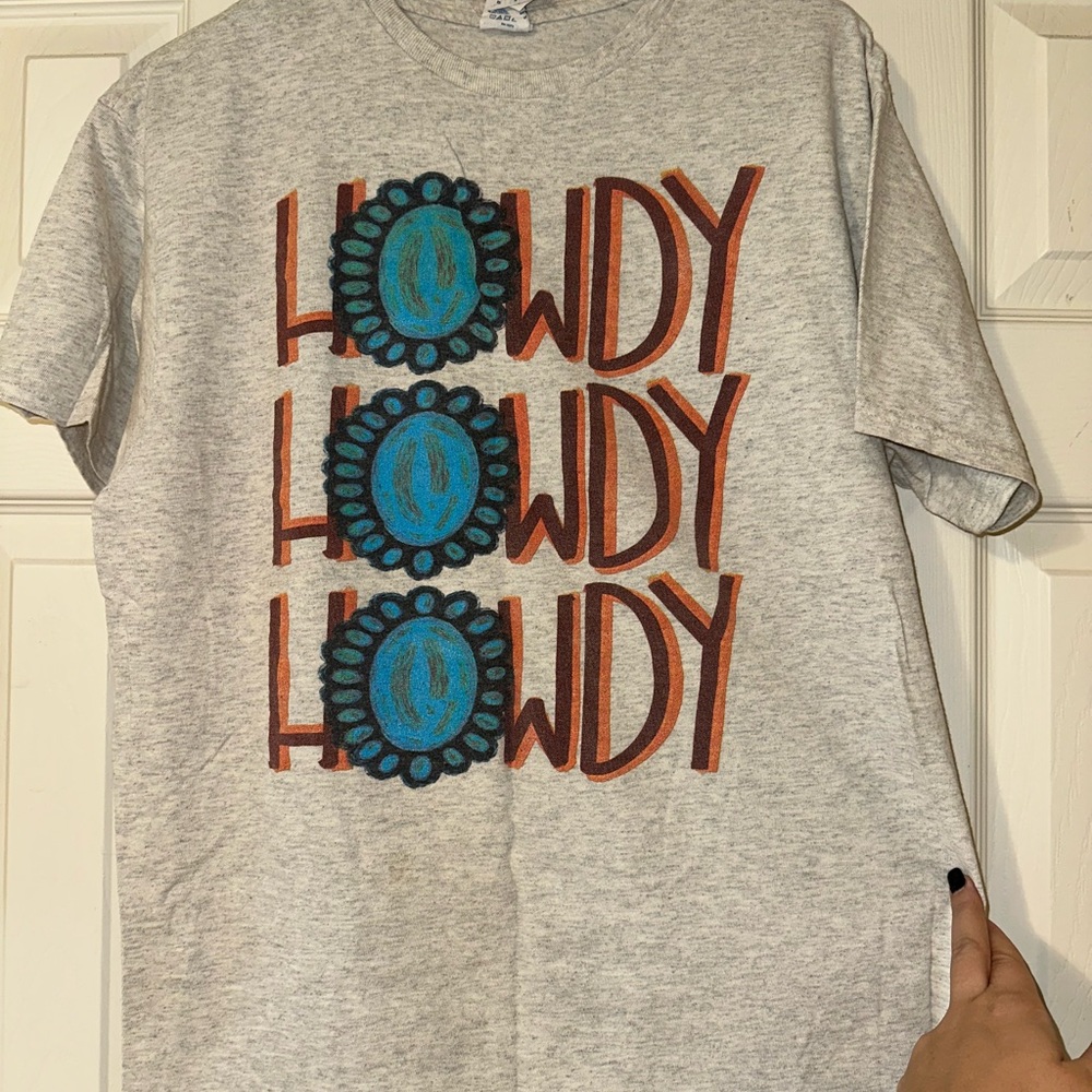 Gray T-Shirt with Howdy Graphic